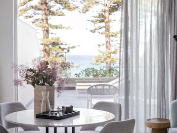Suite, 1 King Bed, Sauna, Ocean View