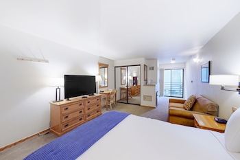 Deluxe Room, 1 King Bed