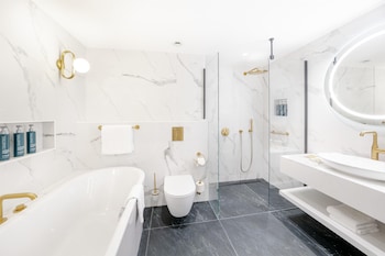 Room, 1 King Bed, Kitchenette (Residence)