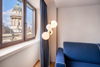 Executive Suite, Multiple Beds