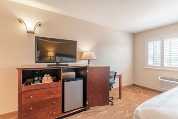 Standard Room, 2 Queen Beds