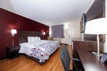 Superior Room, 1 King Bed, Accessible, Non Smoking (Walk-In Shower)