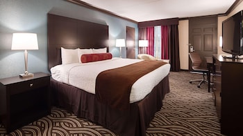Standard Suite, 1 King Bed