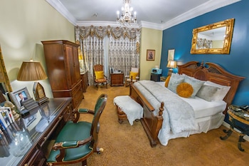 Signature Suite, 1 King Bed (JFK)