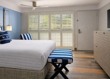 Room, 1 King Bed, Garden View