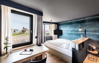 Deluxe Room, 1 Double Bed, Balcony (Cozy Sitting Corner)