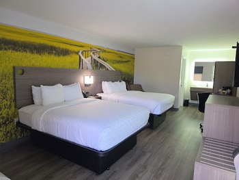 Room, 2 Queen Beds, Accessible, Non Smoking