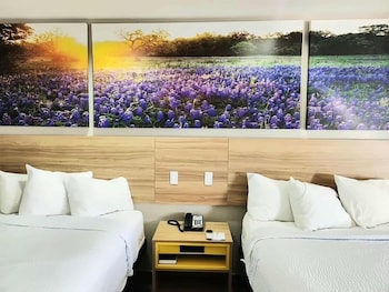Standard Room, 2 Queen Beds, Smoking