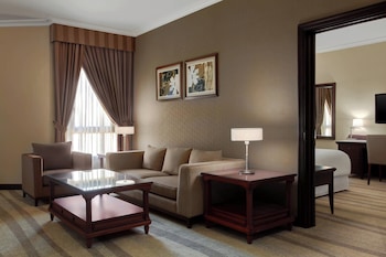 Suite, 1 King Bed, Tower