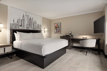 Premium Room, 1 King Bed, Corner (High Floor)