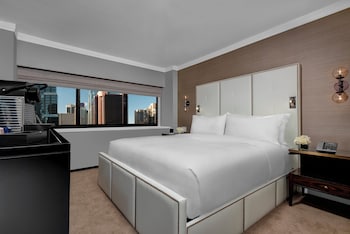 Premium Room, 1 King Bed (Manhattan Floor)