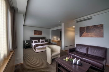 Junior Suite, 1 Queen Bed