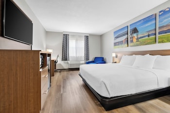 Standard Room, 1 King Bed, Non Smoking