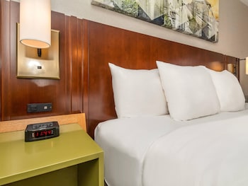Room, 1 King Bed, Non Smoking (2nd Floor)