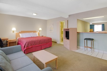 Standard Room, 1 Queen Bed, Non Smoking
