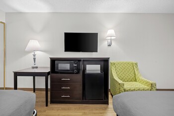 Room, 2 Queen Beds, Accessible, Non Smoking