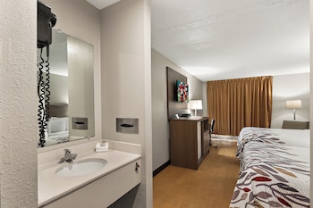 Deluxe Room, 2 Double Beds (Smoke Free)
