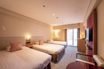 Superior Triple Room 4th floor, Non Smoking, 2beds for 1-2 people