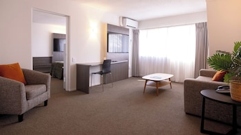 One Bedroom King Suite with Lounge