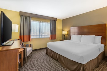 Suite, 1 King Bed, Non Smoking, Balcony (with Sofabed)