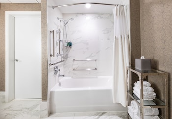 Standard Room, 2 Double Beds, Mobility Accessible