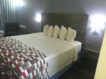 Superior Room, 1 King Bed, Non Smoking