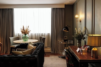 Duplex, 1 King Bed (Suite)