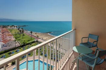 Two Bedroom Family Room Sea View (5AD)