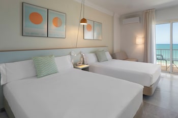 Superior Room, Sea View (2Adults 2Kids Frontal Sea View)