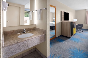 Standard Room, 2 Queen Beds