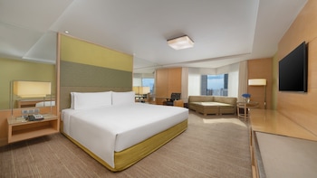 Premium Room, 1 King Bed, Non Smoking, City View