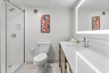 Standard Room, 2 Queen Beds, Non Smoking, Patio