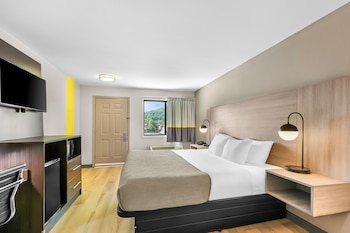 Standard Room, 1 King Bed, Non Smoking