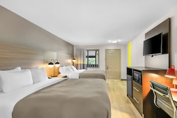 Standard Room, 2 Queen Beds, Non Smoking