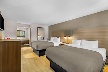 Standard Room, 2 Queen Beds, Non Smoking