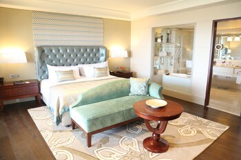 Taj Club, Club Room, 1 King Bed, City View