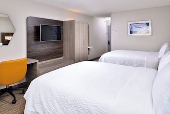 Room, 2 Queen Beds, Non Smoking