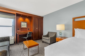 Standard Room, 1 King Bed, Non Smoking, Refrigerator & Microwave