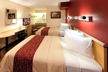 Standard Room, 2 Double Beds (Smoke Free)