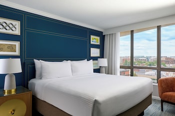 Room, 1 Queen Bed, City View
