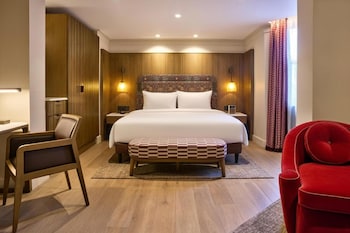Junior Suite (Newly Refurbished)