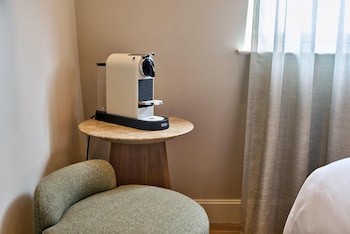 Double Room (Cozy) (Newly Refurbished)