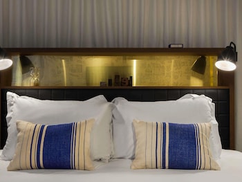 Junior Suite, 1 King Bed