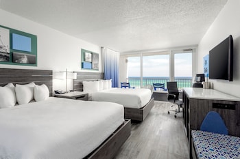 Room, 2 Queen Beds (Gulf View)
