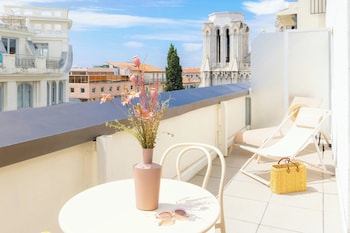 Premium Room, 1 Queen Bed, Terrace (view)