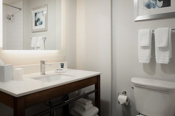 Room, 2 Double Beds, Hearing Accessible (Accessible Bathtub)