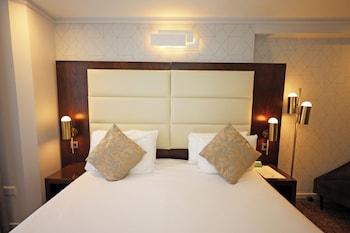 Executive Room, 1 King Bed