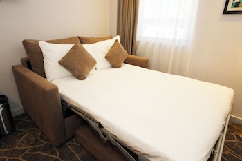Executive Room, 1 King Bed with Sofa bed