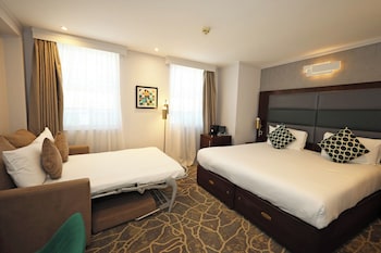 Executive Room, 1 King Bed with Sofa bed