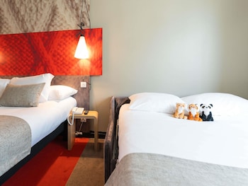 Executive Room, 1 Queen Bed with Sofa bed